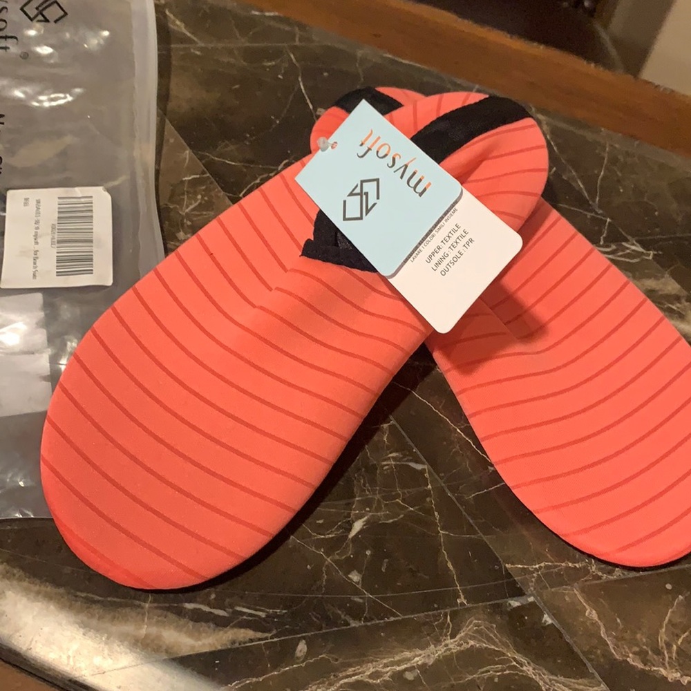 Water shoes